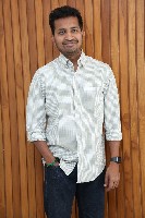 Director Mahesh at Hunt Movie Interview